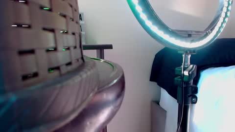 Snapshot of katalinaferreirax chatting on December 2024 09:43:02 PM katalinaferreirax online show from December 2024 09:43:02 PM