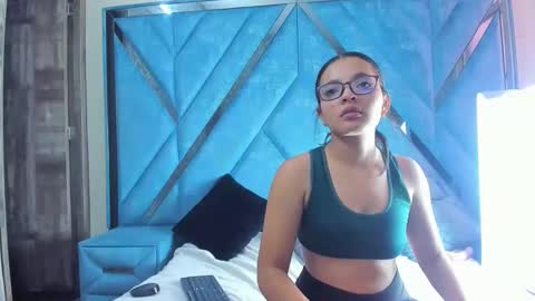 Snapshot of katalinax_rose chatting on June 2026 03:07:02 PM katalinax_rose online show from June 2026 03:07:02 PM
