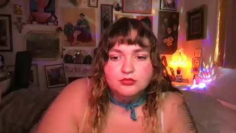 Snapshot of kate__bush chatting on July 2026 10:06:02 PM Kate online show from July 2026 10:06:02 PM