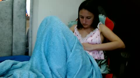 Snapshot of kate_davies chatting on June 2026 09:57:01 PM kate online show from June 2026 09:57:01 PM