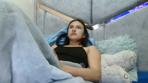 Snapshot of kate_davies chatting on July 2026 10:49:02 PM kate online show from July 2026 10:49:02 PM