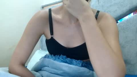 Snapshot of kate_davies chatting on July 2026 10:58:02 PM kate online show from July 2026 10:58:02 PM