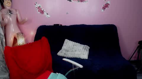 kate_lawrence_ online show from December 2024 08:20:01 AM