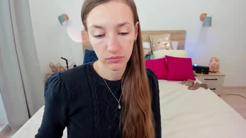 Snapshot of kate_redgar chatting on September 2025 01:15:02 PM kate_redgar online show from September 2025 01:15:02 PM