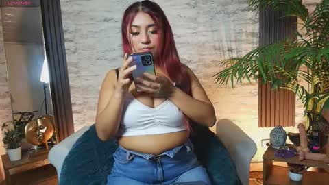 KATE online show from December 2025 07:42:02 PM