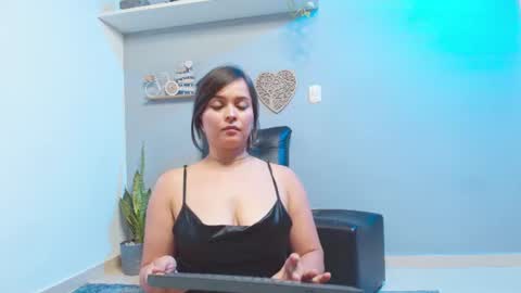 Snapshot of kateadamss1 chatting on July 2026 10:16:01 PM KateAdams online show from July 2026 10:16:01 PM