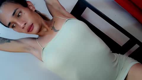 Snapshot of kateanderson69 chatting on February 2025 02:13:01 PM its me kate online show from February 2025 02:13:01 PM