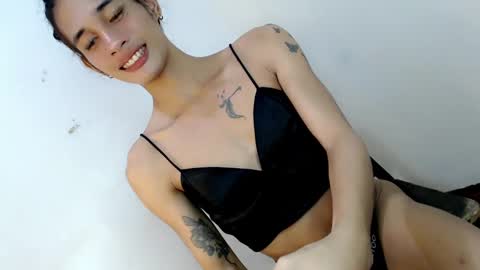 Snapshot of kateanderson69 chatting on February 2025 01:53:02 PM its me kate online show from February 2025 01:53:02 PM