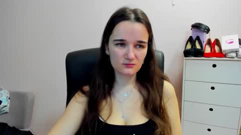 Kate  online show from January 2026 08:40:02 AM