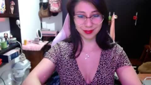Kateeen18 online show from July 2026 03:35:01 AM