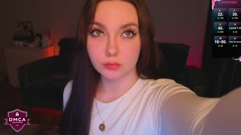 Snapshot of katerinawave chatting on March 2026 04:43:01 PM katerinawave online show from March 2026 04:43:01 PM