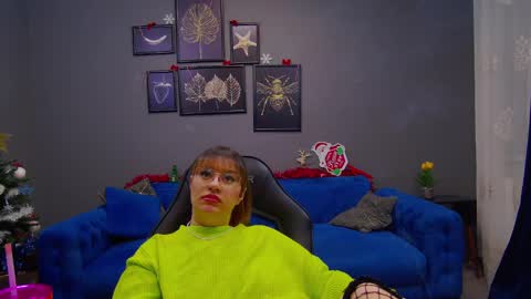 Snapshot of katewalker_ chatting on December 2024 09:36:02 PM Kate online show from December 2024 09:36:02 PM