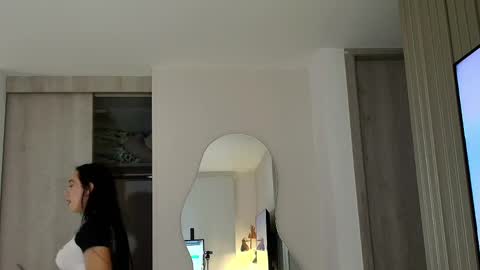 Klove online show from June 2026 03:01:01 AM