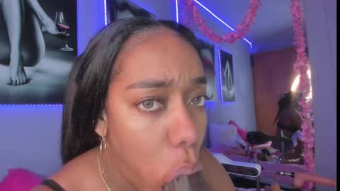 Snapshot of kathemoss chatting on September 2025 09:52:02 PM Kathe online show from September 2025 09:52:02 PM