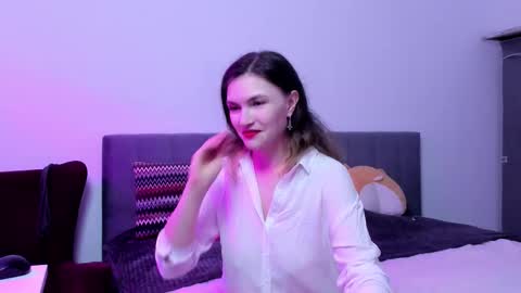 Katherine online show from October 2025 03:41:01 PM