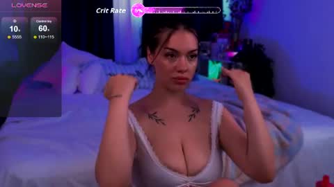 Snapshot of katherineswan chatting on June 2026 07:40:01 PM Katherine Swan online show from June 2026 07:40:01 PM