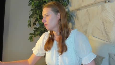Snapshot of kathrine_meye chatting on June 2026 06:52:02 AM Katy online show from June 2026 06:52:02 AM