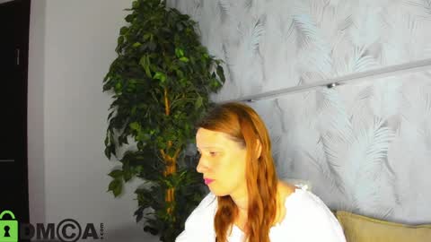 Snapshot of kathrine_meye chatting on June 2026 01:28:02 AM Katy online show from June 2026 01:28:02 AM