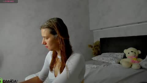 Snapshot of kathrine_meye chatting on July 2026 01:04:01 AM Katy online show from July 2026 01:04:01 AM