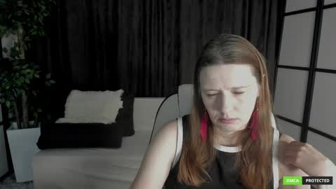 Snapshot of kathrinemeyer chatting on November 2025 02:23:01 AM Kathrine online show from November 2025 02:23:01 AM