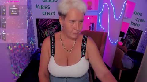 Kathy online show from August 2026 12:14:02 PM