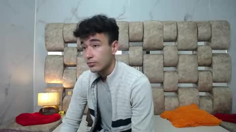 Kaht y Aiden online show from April 2026 12:30:02 PM