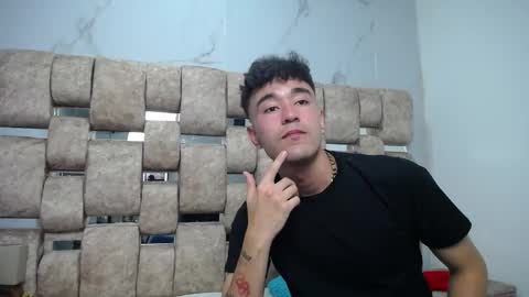 Kaht y Aiden online show from April 2026 04:23:01 PM