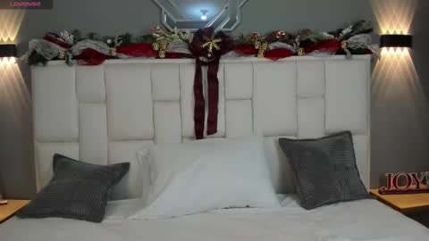 Kathy online show from December 2025 07:19:02 PM