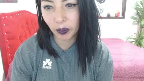 Katia collins online show from December 2024 05:18:02 AM