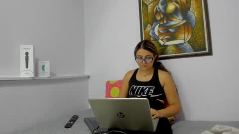 Khaterine online show from February 2025 11:55:01 PM