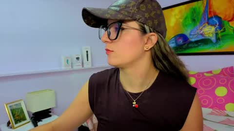 Khaterine online show from April 2026 12:11:02 PM