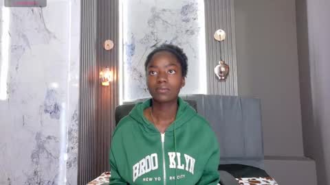 Katia online show from February 2026 12:20:01 PM