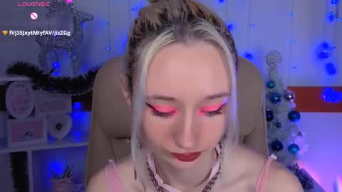 Katia  online show from December 2025 06:22:01 AM