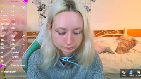 Katia  online show from April 2026 05:38:01 AM