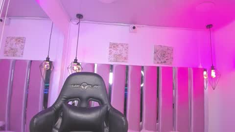 KATIA  online show from January 2026 04:56:01 PM