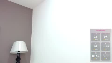 Katia Foster online show from November 2025 12:08:02 PM