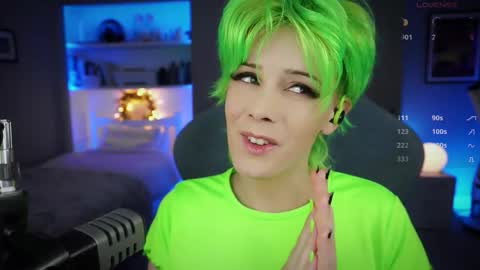 Katie online show from September 2025 06:42:01 PM