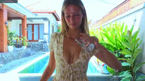 Katie online show from April 2026 02:39:01 AM