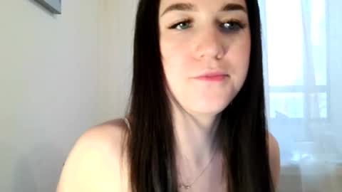 Snapshot of katie_foxi chatting on June 2026 07:08:01 PM katie_foxi online show from June 2026 07:08:01 PM