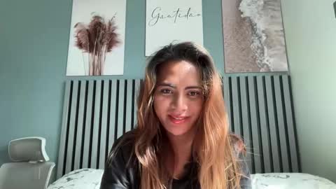 Snapshot of katiefrox_ chatting on November 2025 12:24:02 AM katiefrox online show from November 2025 12:24:02 AM