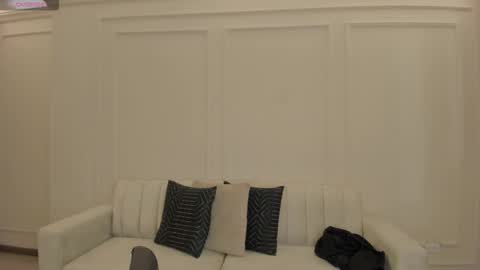 Kate Stonne online show from February 2026 11:22:01 AM