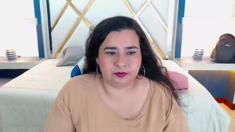 Katiuka online show from May 2026 07:20:01 PM