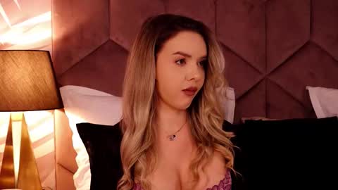 KatJolie online show from October 2025 07:59:01 PM