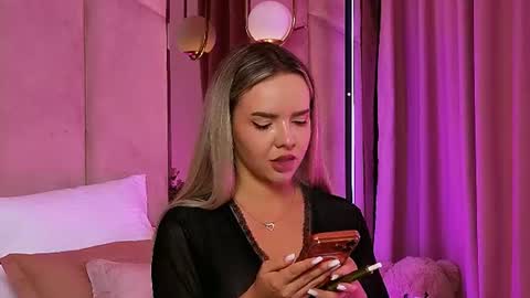 Snapshot of katjolie chatting on July 2026 07:27:01 PM KatJolie online show from July 2026 07:27:01 PM