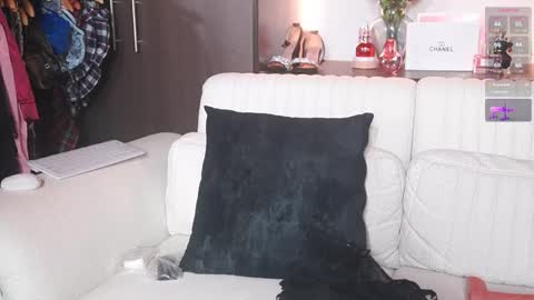 K A T L Y N  online show from February 2026 05:08:01 PM