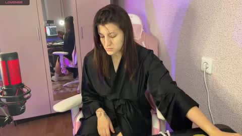   naked in pvt show 100 tk online show from February 2025 07:44:01 PM
