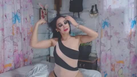 KatrinaVeronica online show from December 2024 10:28:02 PM