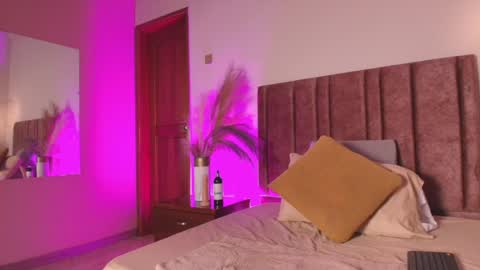 Katriona Nyx online show from June 2026 12:24:01 AM