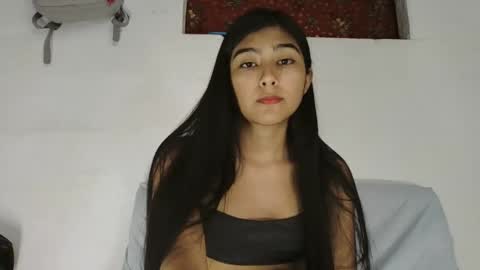 Snapshot of katrushca24 chatting on January 2025 03:58:01 PM kat online show from January 2025 03:58:01 PM