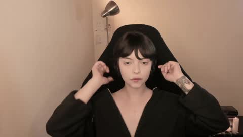 katsuro online show from December 2024 06:22:01 PM